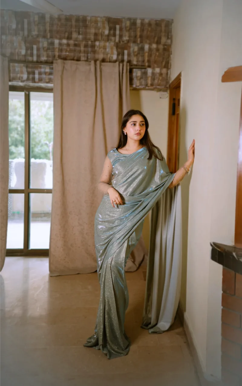 Esha - Image 4