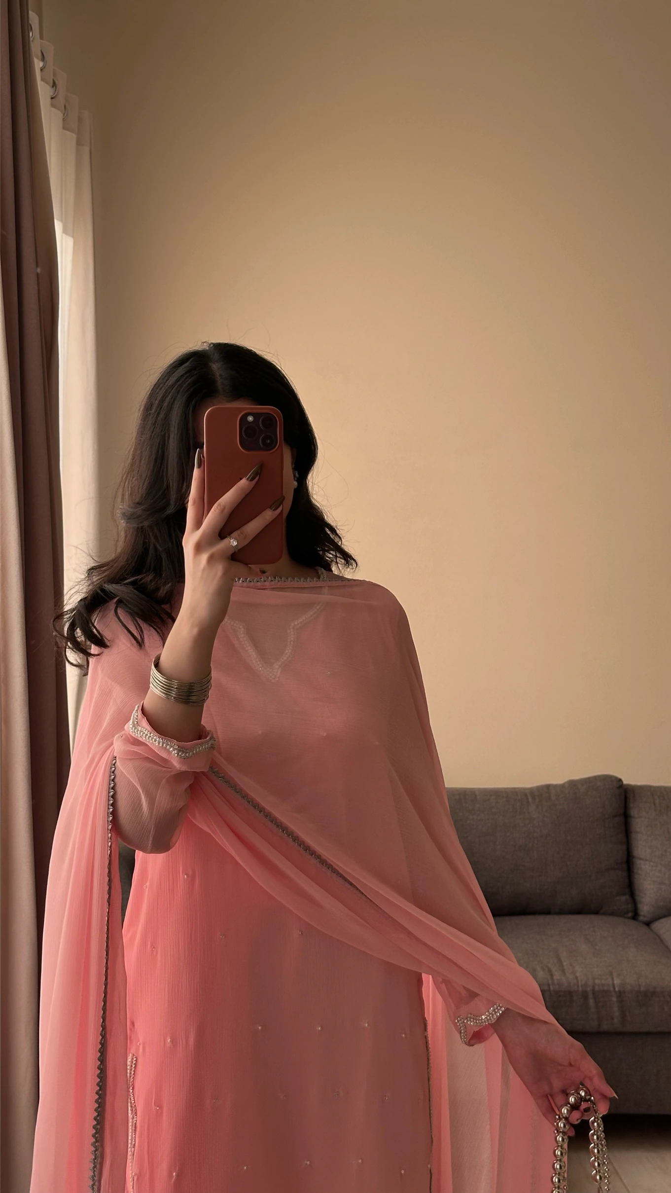 Parisa - Image 3